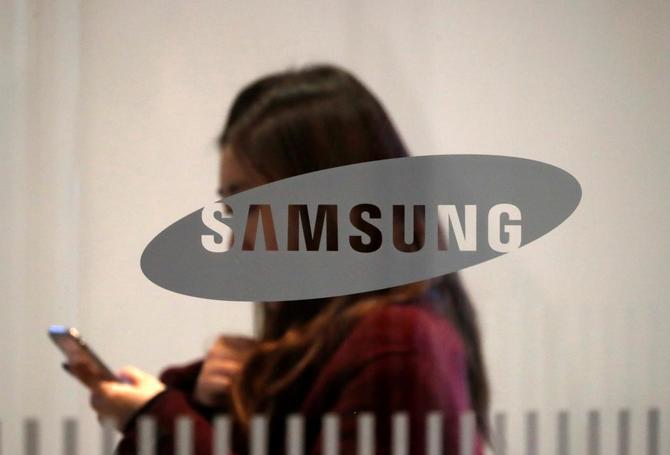 Samsung planuje skończyć z produkcją LCD do końca 2020 roku  [1]