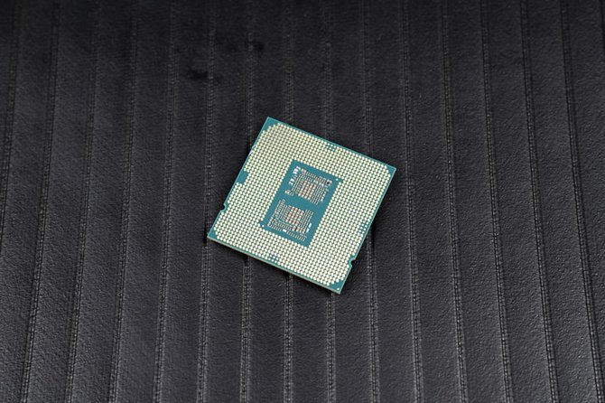 Intel Comet Lake-S - Rozpiska z pełną specyfikacją procesorów [1]