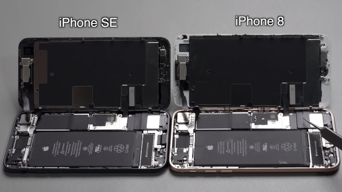 Apple iPhone SE i iPhone 8 - porównanie wnętrz obu smartfonów [1]