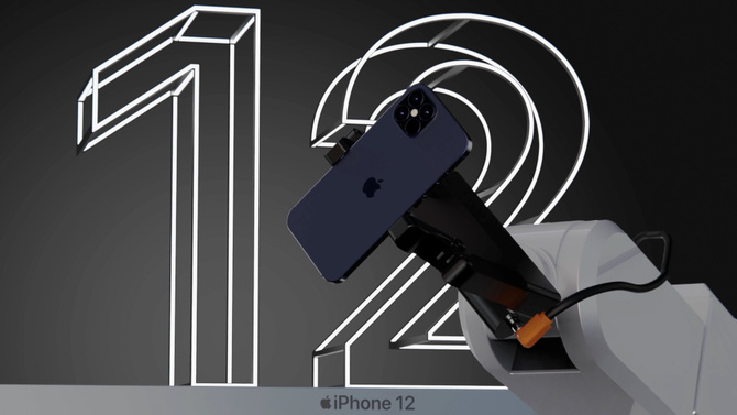Apple iPhone 12 z ekranem 120 Hz i aparatem 64 Mpix [1]
