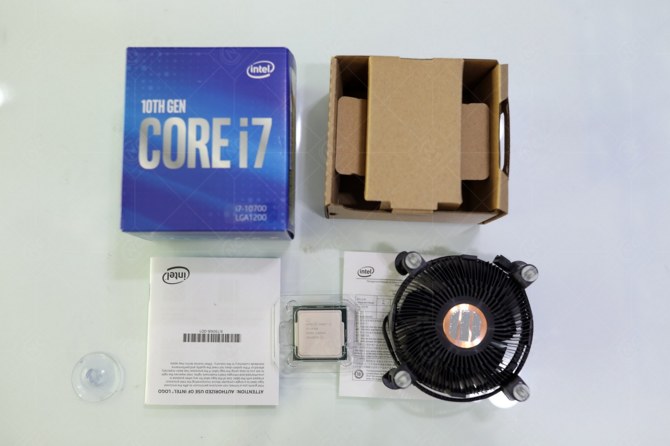 Intel Comet Lake-S - Nowe fabryczne chłodzenia procesora [1]