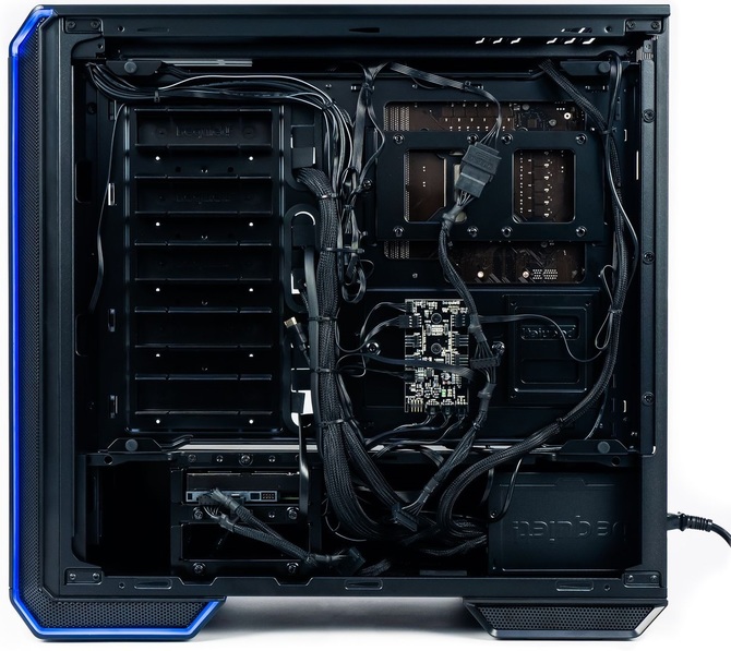 Komputer Optimus E-Sport Extreme GZ490T-BQ1 wkracza do gry [2]