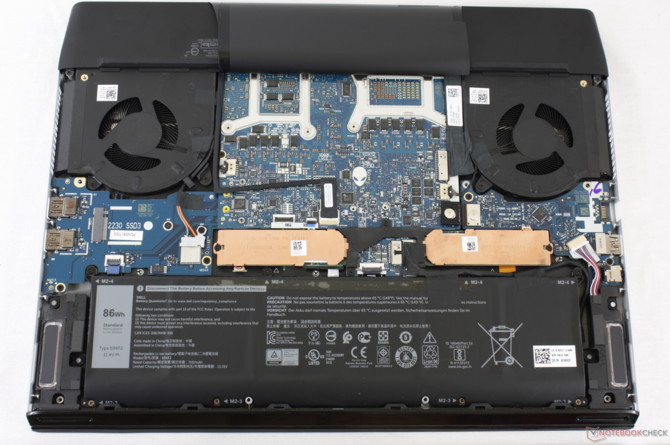 Dell Alienware m15 R3 - komora parowa robi cuda z temperaturami [2]