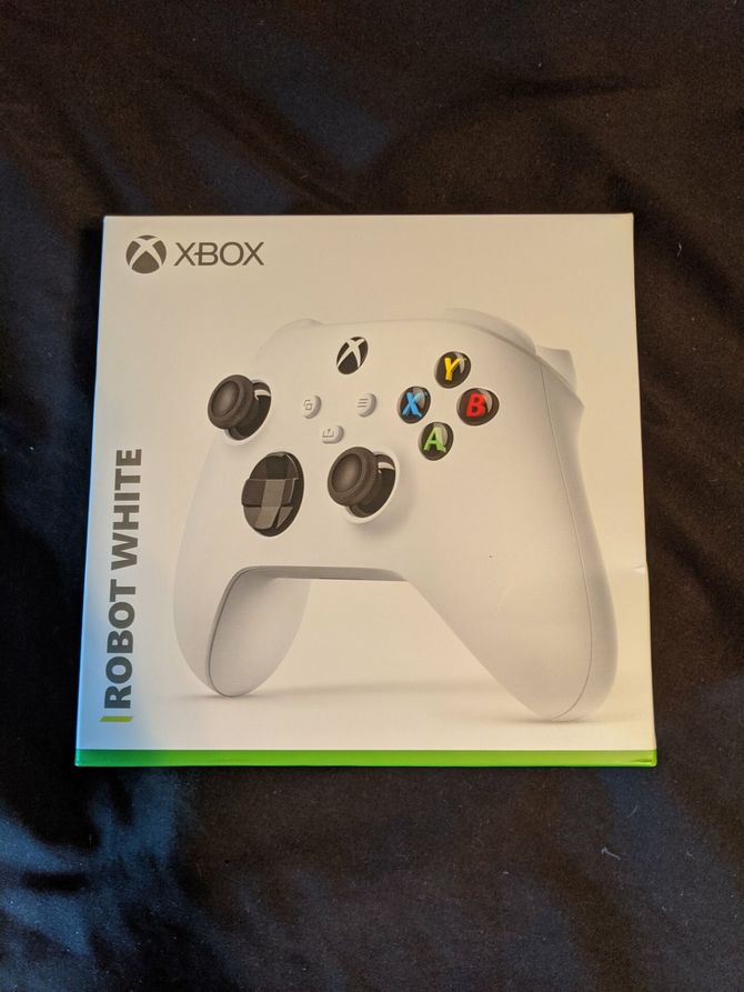 Xbox Series S - nowa konsola potwierdzona w instrukcji do pada [1]