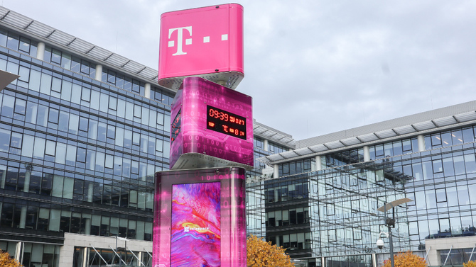 eSIM w T-Mobile – kto skorzysta z nowej usługi telekomu? [1]