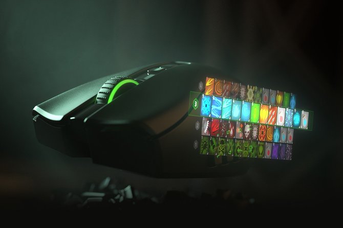 Razer Naga Pro - bezprzewodowa mysz z wymiennymi panelami [3]