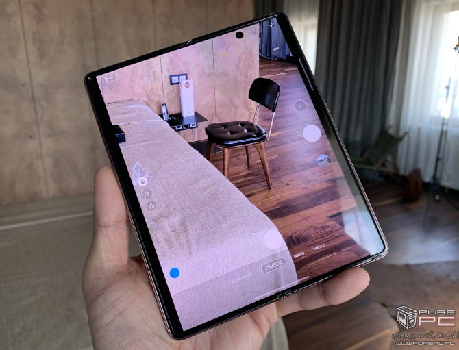 Samsung Galaxy Z Fold2 w naszych rękach. Oto, co mnie urzekło [nc1]