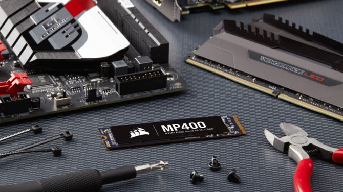 Corsair MP400 - dysk SSD M.2 z pamięcią 3D QLC NAND do 8 TB [1]
