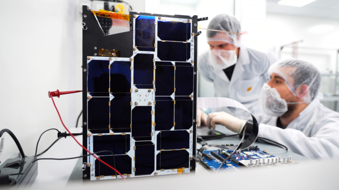 Technologia Intela napędza pierwszego satelitę z SI na pokładzie [1]