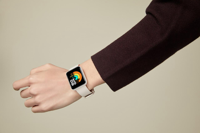 Xiaomi Mi Watch Lite od dziś w Polsce. Jeśli się pospieszycie, kupicie jeden z najtańszych smartwatchy z GPS w promocyjnej cenie [2]