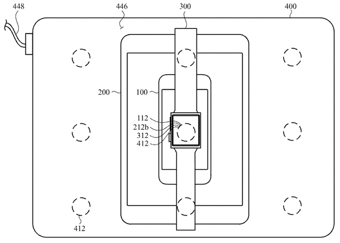 Apple MacBook z ładowaniem indukcyjnym smartfonów – Pomysł genialny, ale jest z nim jeden poważny problem [3]