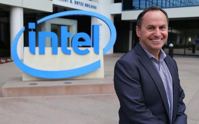 Bob Swan odchodzi ze stanowiska CEO firmy Intel. Zastąpi go weteran branży Pat Gelsinger [2]