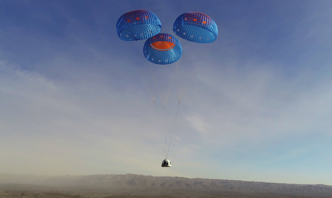 Blue Origin solidną konkurencją SpaceX. Zmodernizowana kapsuła New Shepard odbyła pierwszy suborbitalny lot [2]