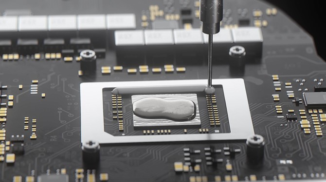 Laptopy ASUS ROG - producent pokazuje nam proces nakładania ciekłego metalu na procesory AMD Ryzen 5000 - APU Cezanne [4]