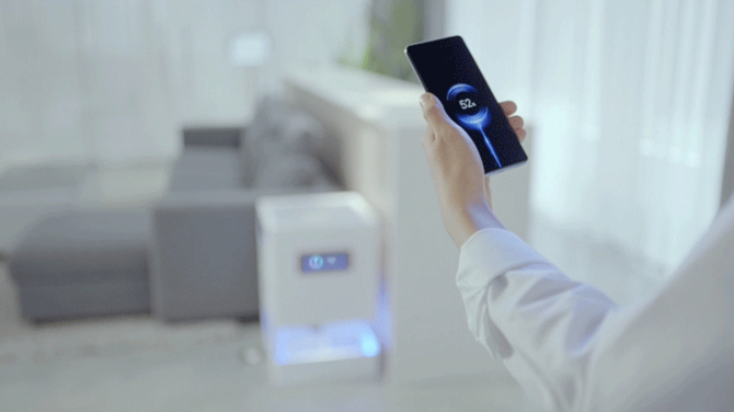 Xiaomi Mi Air Charge pozwala na bezprzewodowe ładowanie smartfonów na odległość. Motorola szykuje odpowiedź [1]