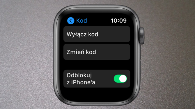 Apple Watch odblokuje smartfon Apple iPhone, gdy będziemy nosić maseczkę ochronną. Znika największa wada Face ID [3]