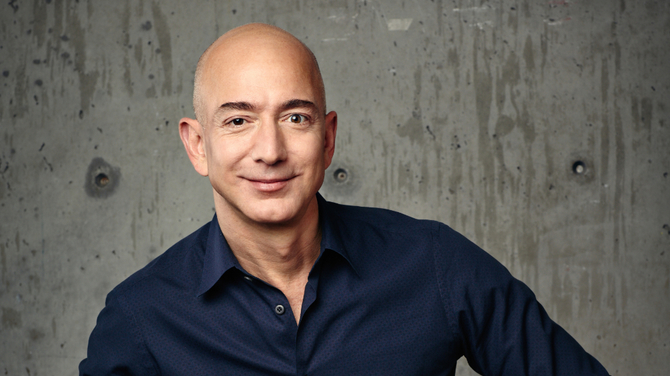 Jeff Bezos ustąpi ze stanowiska CEO Amazon. Dyrektor przekaże stery następcy, a sam zajmie się nowymi produktami [1]