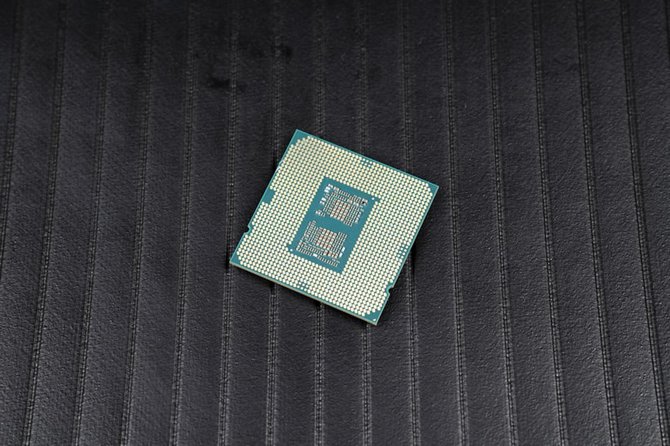 Intel Core i5-10505 - odświeżony 6-rdzeniowy układ Comet Lake rzeczywiście istnieje. Poznaliśmy specyfikację procesora [2]