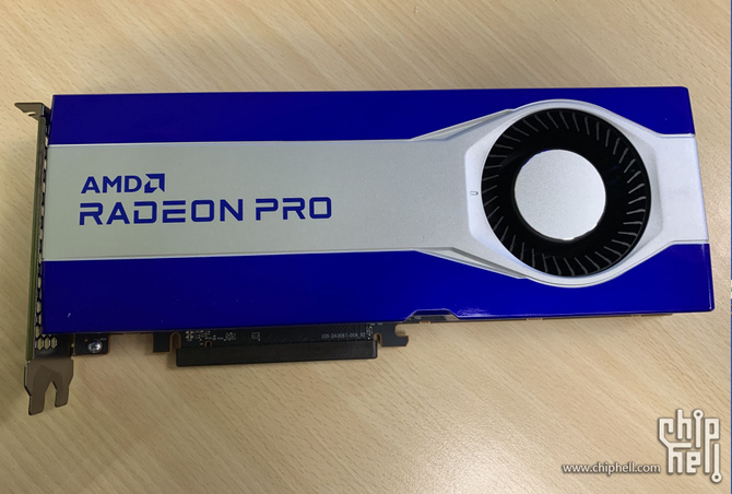 AMD Radeon Pro z układem Navi 21 i 16 GB pamięci GDDR6 pozuje na pierwszych szczegółowych zdjęciach [1]