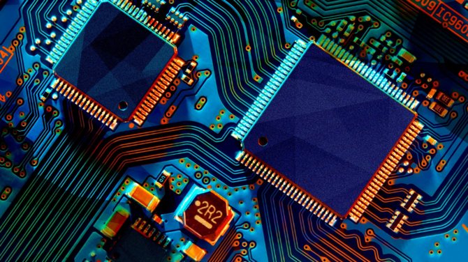 Niedobór komponentów PC zacznie się zmniejszać dopiero w drugim kwartale 2022 roku - mówi prezes Foxconn [1]