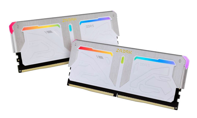 ZADAK prezentuje moduły RAM w standardzie DDR5 o taktowaniu do 7200 MHz, pojemności do 32 GB oraz z podświetleniem RGB LED [1]