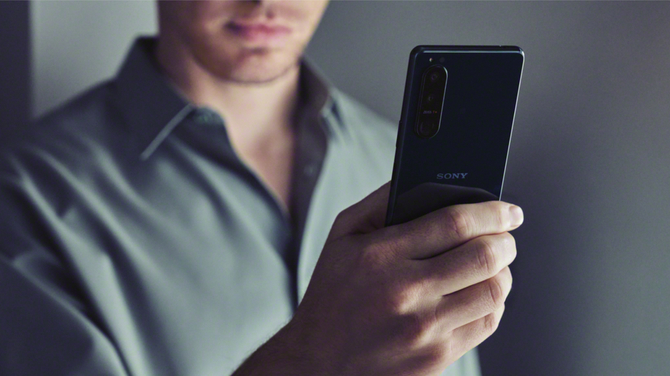 Sony Xperia 1 III otrzyma więcej niż jedno uaktualnienie. Producent dementuje plotki dotyczące smartfona, który już testujemy [1]