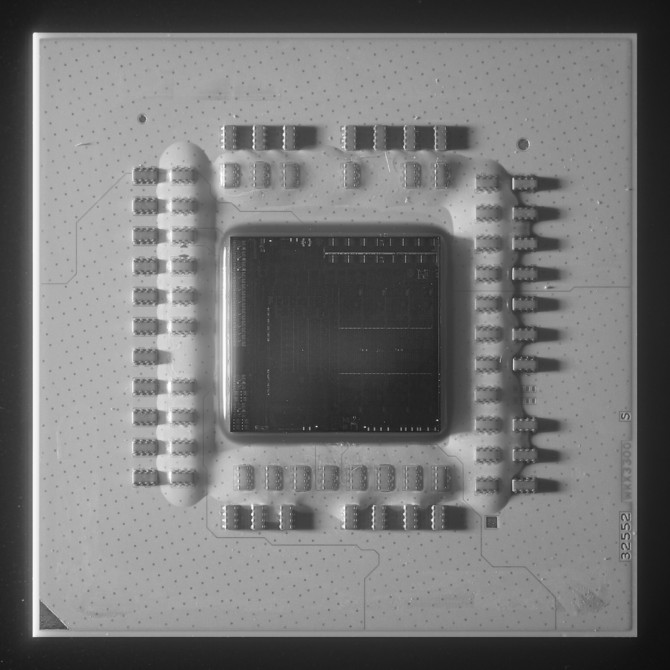AMD Ryzen 5 5600G - Cezanne zapozowało pod mikroskopem. Jak wygląda dokładnie rdzeń najnowszego APU od Czerwonych?  [3]