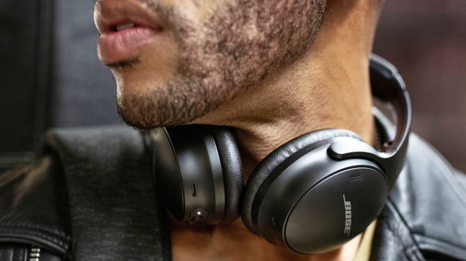 Bose QuietComfort 45 – nowe wokółuszne słuchawki z ulepszonym ANC i trybem podsłuchu dźwięków [1]