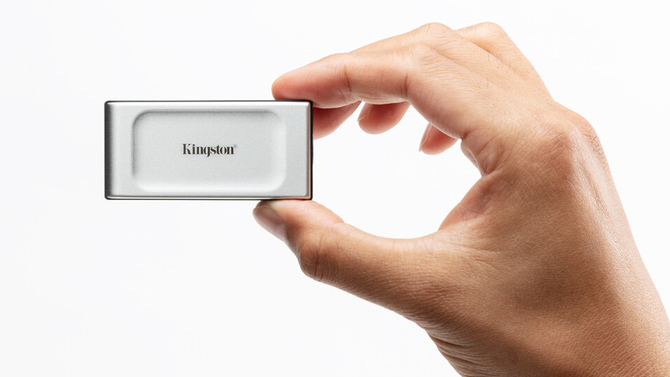 Kingston XS2000 – nowe zewnętrzne nośniki SSD. Klasa odporności IP55, transfer do 2000 MB/s i wielkość pendrive'a [1]