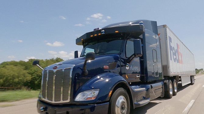 FedEx uruchomi w tym tygodniu pierwsze testy autonomicznych pojazdów ciężarowych. Do przejechania setki kilometrów [1]
