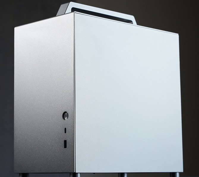 Jonsbo T8 PLUS - Obudowa typu Small Form Factor w stylu okamochi, która pomieści standardowe zasilacze ATX  [5]