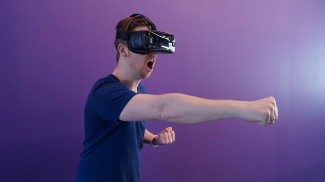 Gogle VR od Apple z nowymi szczegółami. Mają działać z grami w 2x 8K, ale nie takie będzie ich główne zadanie [1]