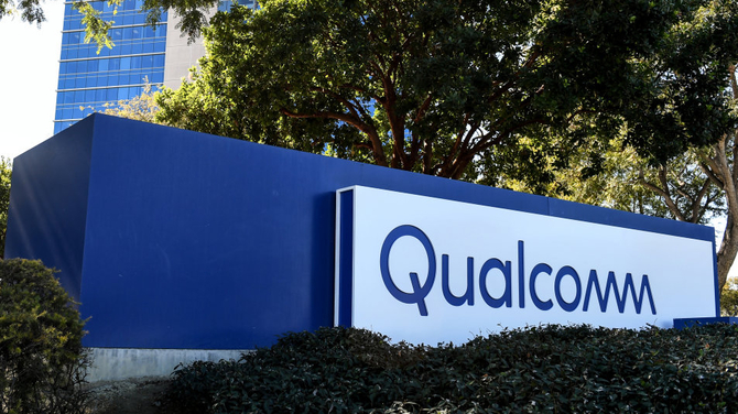 Qualcomm powoli traci marki Apple, Google i Samsung. Firmy dążą do uniezależnienia od dostawcy chipów [1]