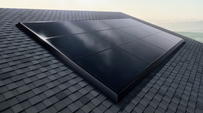 Tesla pod lupą SEC: panele słoneczne SolarCity okazują się wadliwe i stwarzają realne ryzyko pożaru [1]