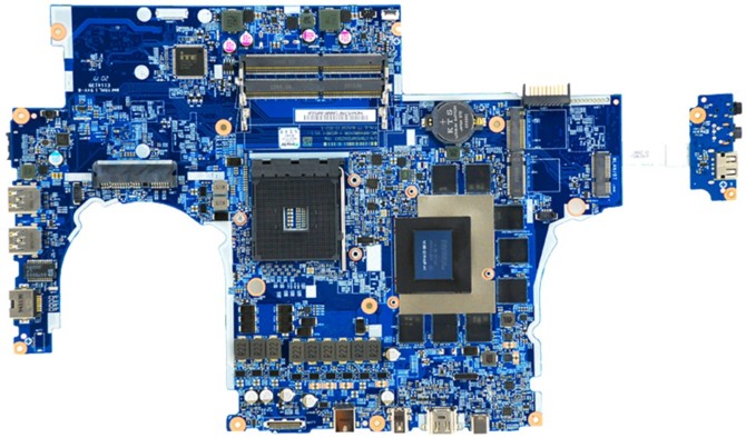 EUROCOM Nightsky ARX315 - laptop do gier z topowym procesorem AMD Ryzen 9 5950X oraz chipsetem B550 [4]