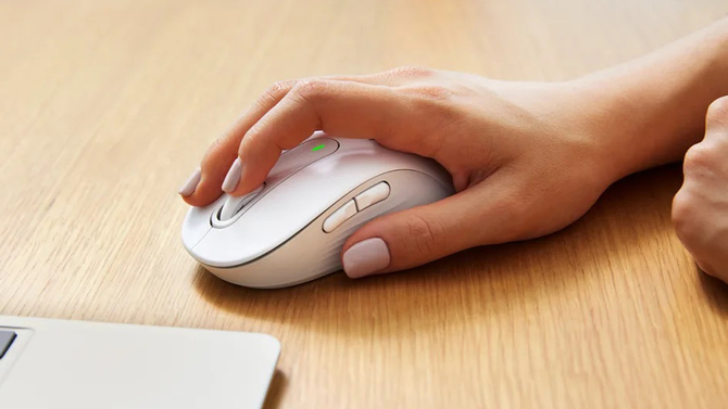 Logitech Signature M650 – biurowa mysz z rolką SmartWheel dostępna w dwóch rozmiarach oraz w wersji dla leworęcznych [1]