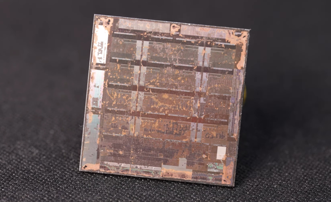 Intel Sapphire Rapids Xeon - der8auer zdelidował 56-rdzeniowy procesor, który nie miał jeszcze nawet oficjalnej premiery [4]