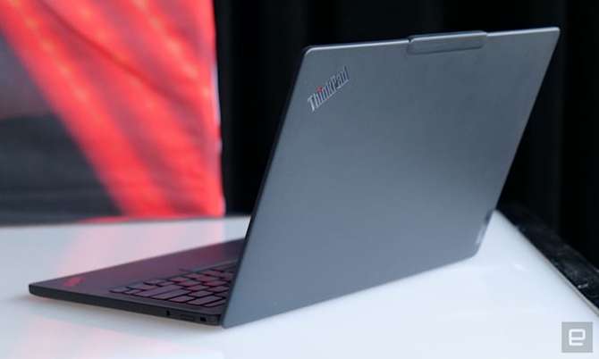 Lenovo ThinkPad X13s to pierwszy laptop producenta z układem Snapdragon. Oczekuje się 28 h pracy na akumulatorze [5]