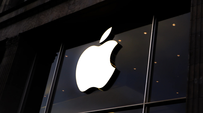 Apple wstrzymuje sprzedaż swoich produktów w Rosji. Ograniczana jest także funkcjonalność niektórych usług  [1]
