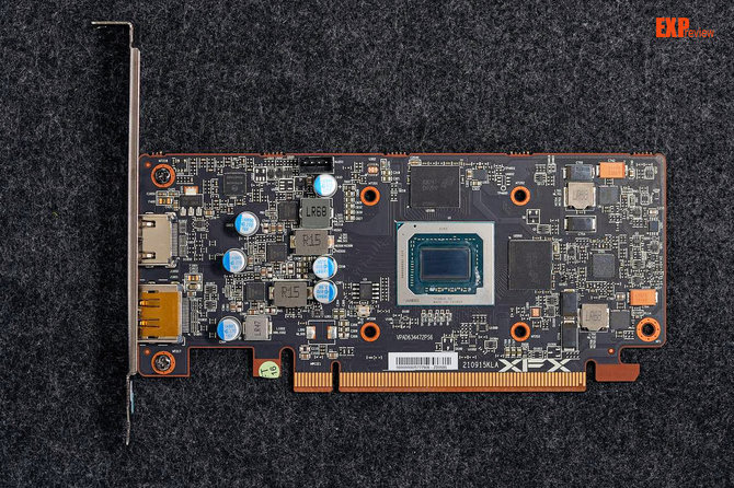 AMD Radeon RX 6400 debiutuje na rynku. Najsłabszą kartę graficzną RDNA 2 wyceniono na 159 dolarów [3]