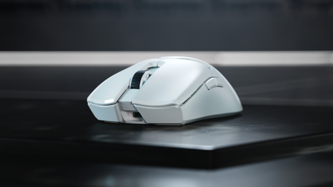 Razer Viper V2 Pro – nowa mysz dla esportowych zapaleńców. Zero LEDów i dwie wersje kolorystyczne [2]