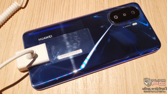 1 Premiera nowych urządzeń Huawei: smartfon z baterią 6000 mAh, składany Mate Xs 2 i słuchawki TWS Freebuds Pro 2 [nc1]