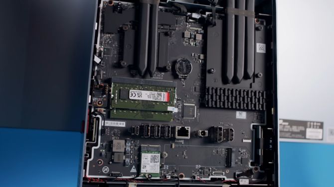 Colorful iGame G-ONE PLUS - komputer oferuje układ NVIDIA GeForce RTX 3060 Laptop GPU w najmocniejszej wersji [3]