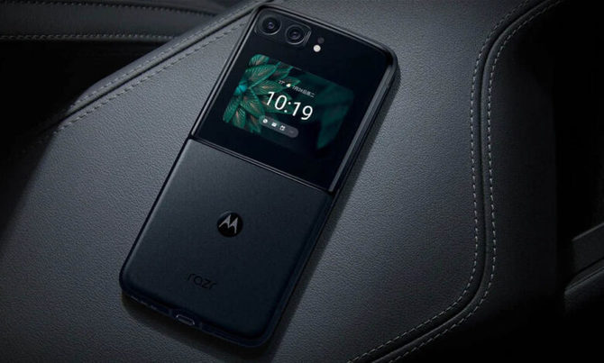 Motorola Moto Razr 2022 - w końcu zanosi się na godnego konkurenta dla Samsunga Galaxy Z Flip4 [3]