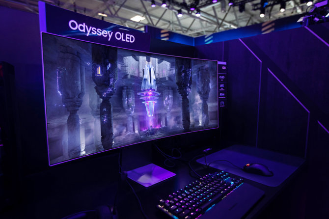 Samsung Odyssey OLED G8 - koreański producent zdradził w końcu informacje o własnym monitorze QD-OLED [4]