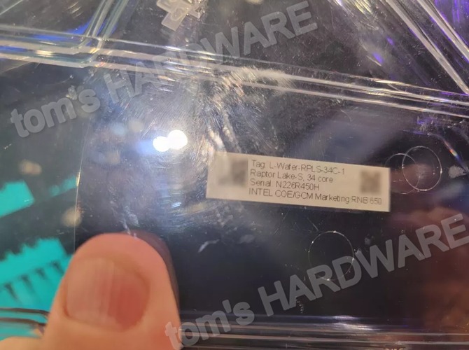 Intel W790 - płyta główna dla chipów Sapphire Rapids trafiła do pierwszego sklepu. Debiut nowej platformy HEDT coraz bliżej [2]