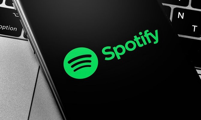 Spotify - another tech giant is laying off employees.  CEO: I was hoping it wouldn't come to that [1]