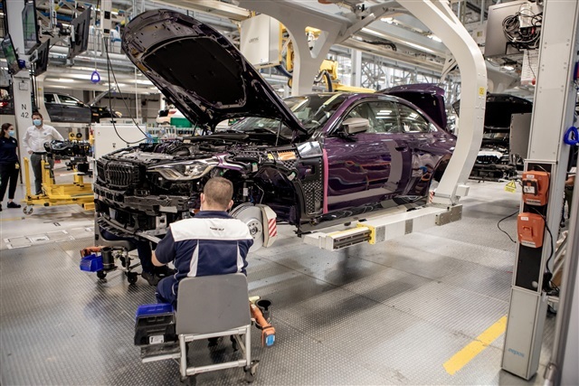 BMW zainwestuje 800 milionów Euro w Meksyku, aby zwiększyć produkcję akumulatorów do pojazdów elektrycznych [2]