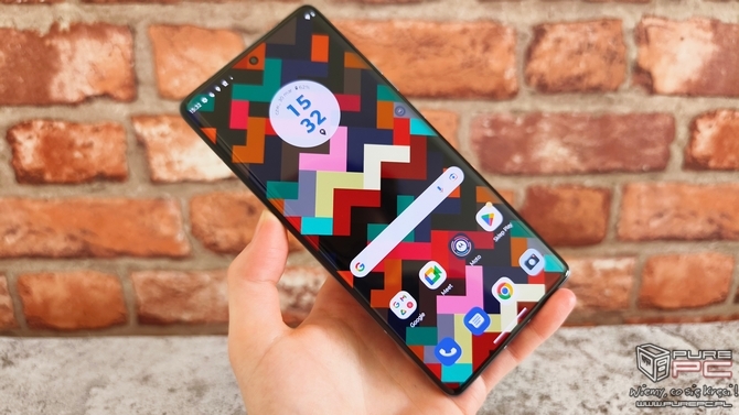 Motorola Edge 40 Pro - premiere and first impressions of the flagship with the Qualcomm Snapdragon 8 Gen 2 chip [1]
