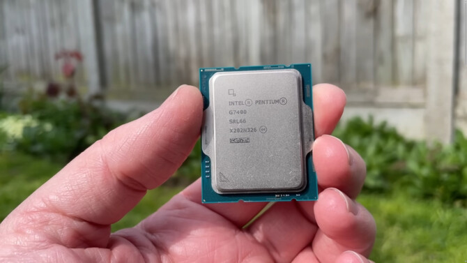 NVIDIA GeForce RTX 4070 - gracz połączył kartę z procesorem Intel Pentium Gold G7400. Wyniki mogą zaskakiwać [2]